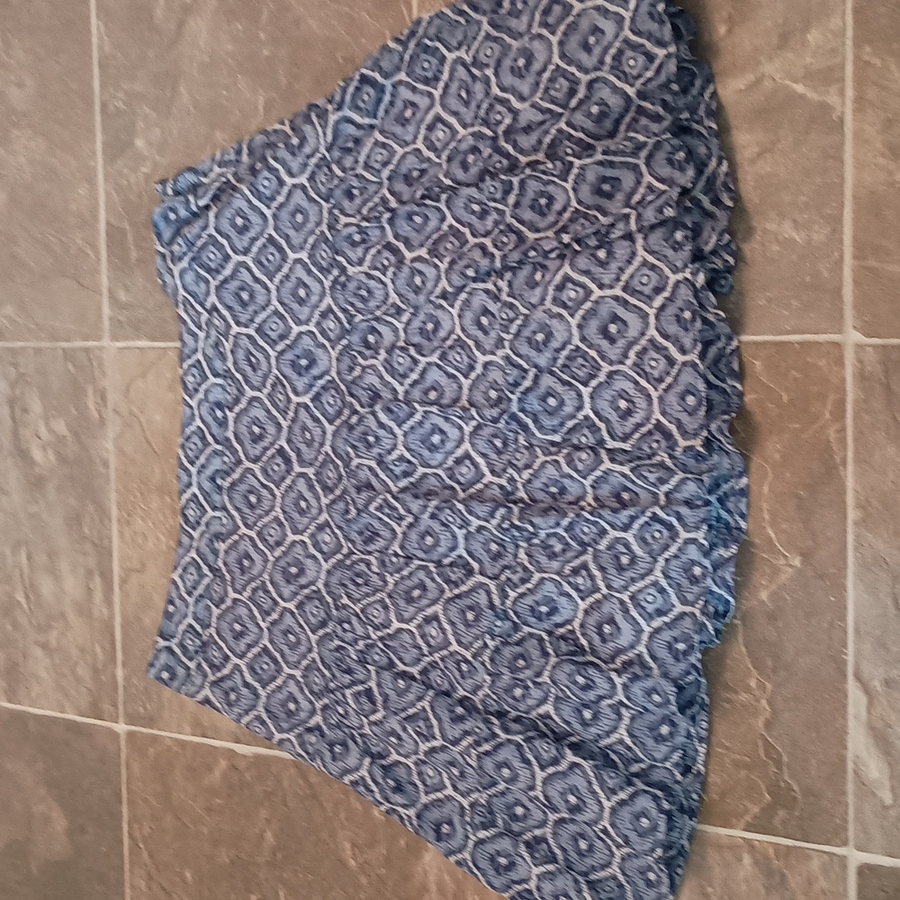 Loft Skirt - Picture 1 of 7